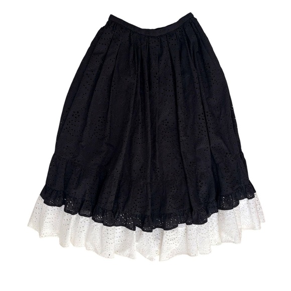 Nﾟ 21 Floral Embroidered Eyelet Tiered Maxi Skirt Black WhiteEU 38 US XS